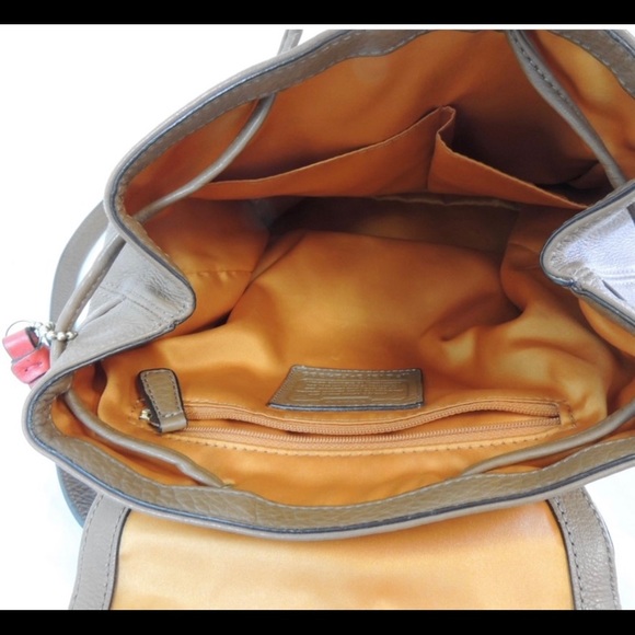 *SOLD* Coach backpack 🎒 - Picture 7 of 8